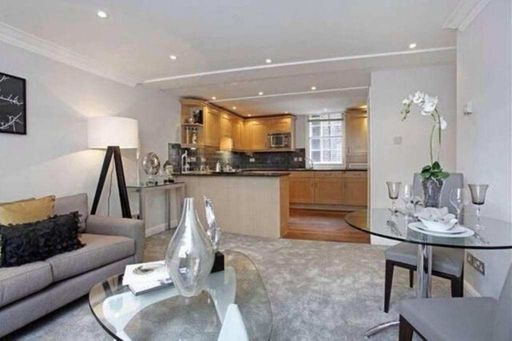 Heart Of Mayfair - Stunning Apartment Londra Esterno foto