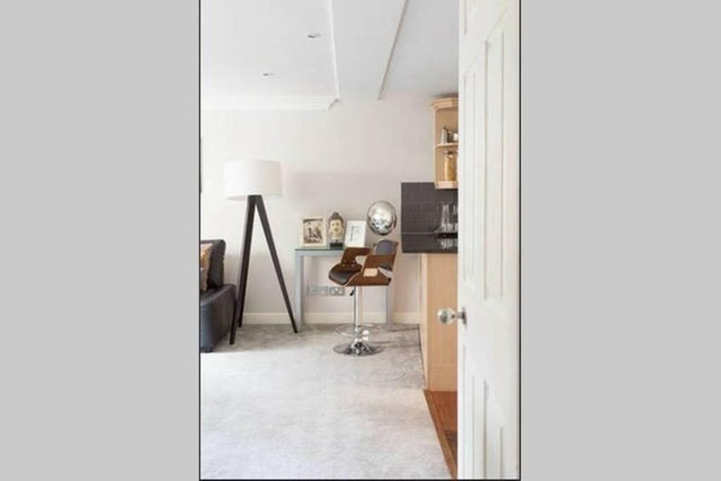 Heart Of Mayfair - Stunning Apartment Londra Esterno foto